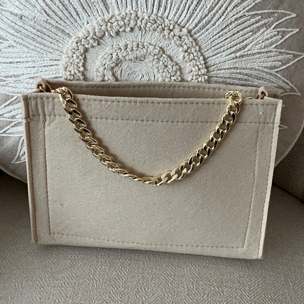 Louis Vuitton Monogram bag - Picture 3 of 15